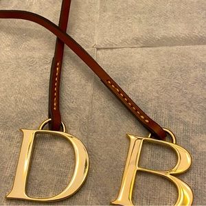 •Dooney & Bourke Handbag Hang Tag•